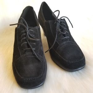 CLARKS | Bendables Black Ankle Booties